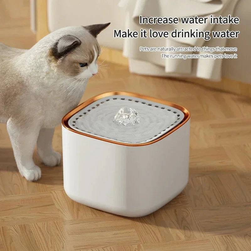 Green 3L automatic cat water fountain with LED light, ultra-silent operation, USB powered, suitable for kittens and pets.