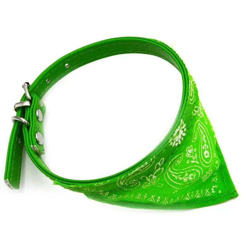 Green adjustable pet bandana collar with printed triangle design for cats and dogs, from TrendyPet's Zone.