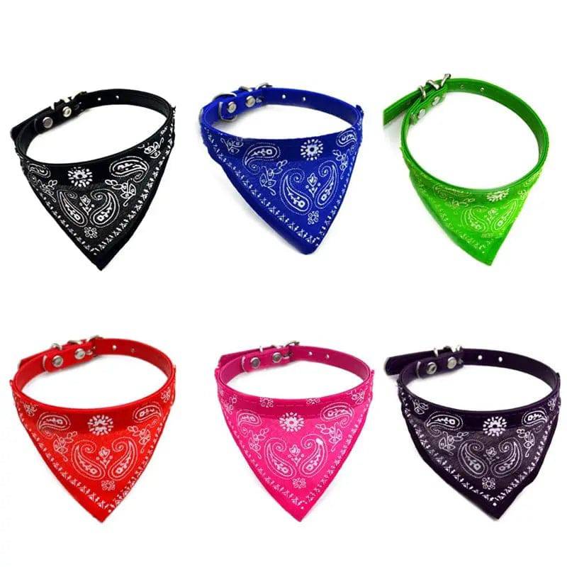 Purple adjustable pet bandana collar with printed triangle design for cats and dogs, by TrendyPet's Zone.