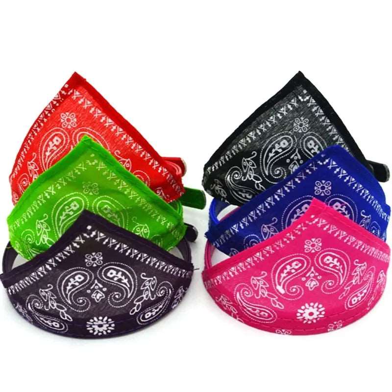 Purple adjustable pet bandana collar with printed triangle design for cats and dogs, by TrendyPet's Zone.