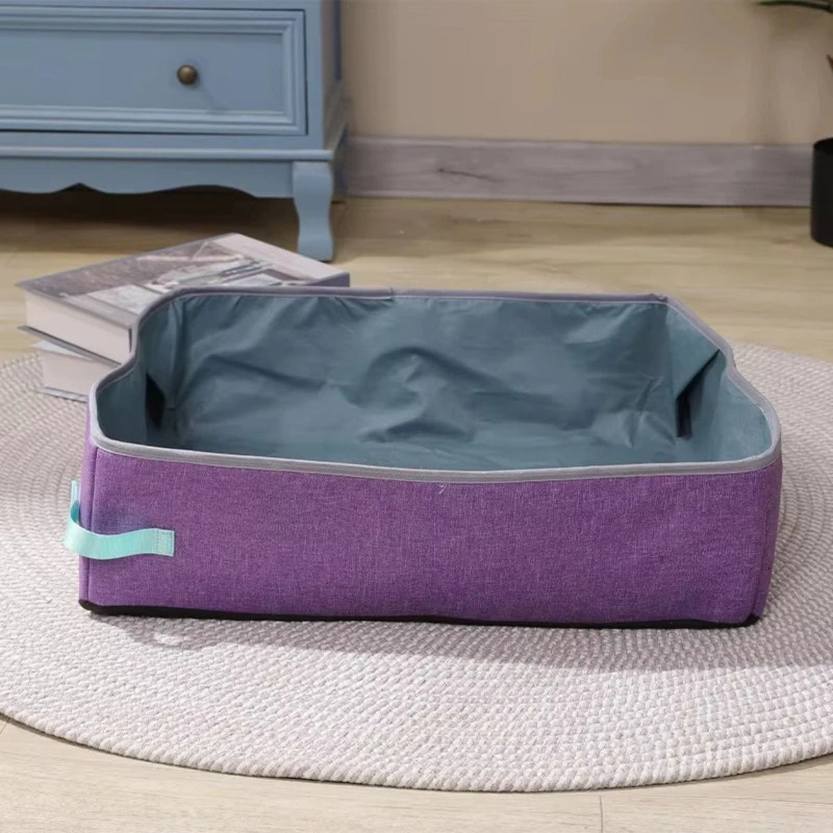 Purple semi-enclosed foldable cat litter box by TrendyPet’s Zone, waterproof Oxford cloth, portable large litter tray for kittens.