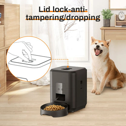 Black 2L smart automatic pet feeder with timer and WiFi app from TrendyPet's Zone, designed for dog and cat dry food dispensing.