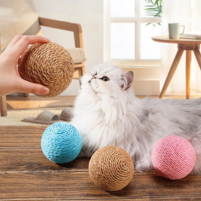 Yellow 10cm sisal cat scratching ball from TrendyPet's Zone, designed for kittens to scratch, play, and stay entertained.