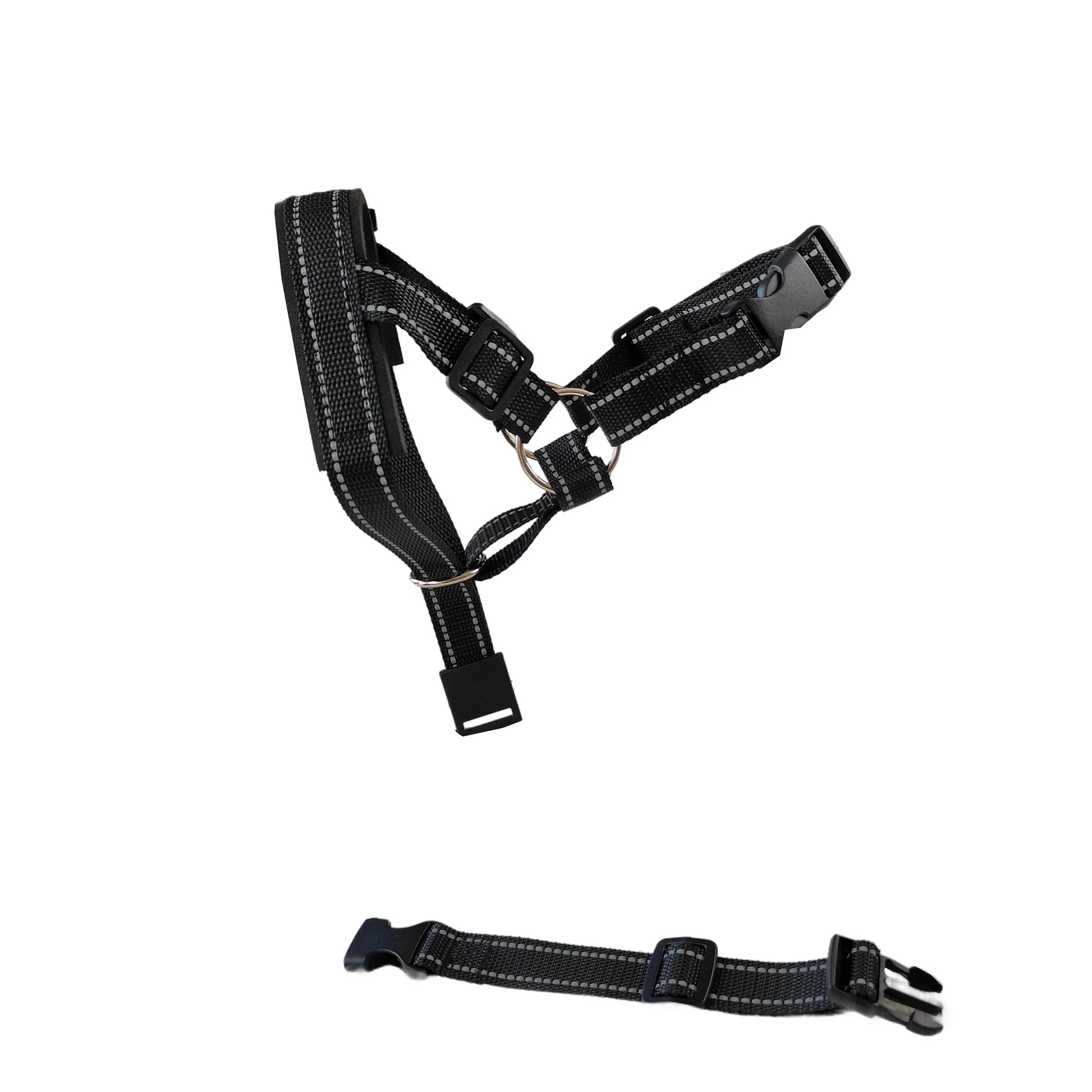Black adjustable nylon anti-bark dog muzzle and head halter from TrendyPet's Zone, designed for control and safety during walks.