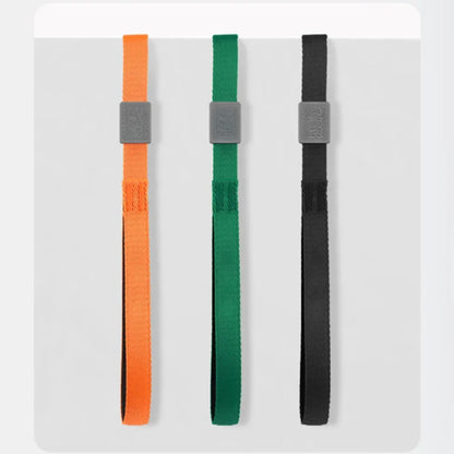 Green nylon no-pull dog walking leash with dual handles and slip design, ideal for controlling pets during walks.