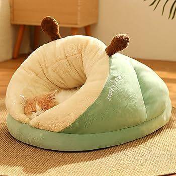 Green Pet Kennel Cats House Semi Enclosed Winter Warm Thick Slippers Pads Soft And Washable Portable Nest - TrendyPet's Zone