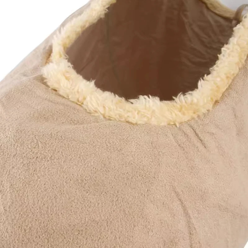 Pink cat plush tunnel toy made of soft suede, foldable and perfect for interactive play and fun for cats.