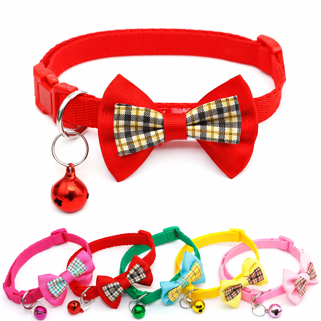 Red adjustable cat collar with bell and bow from TrendyPet's Zone, stylish and comfortable for cats.