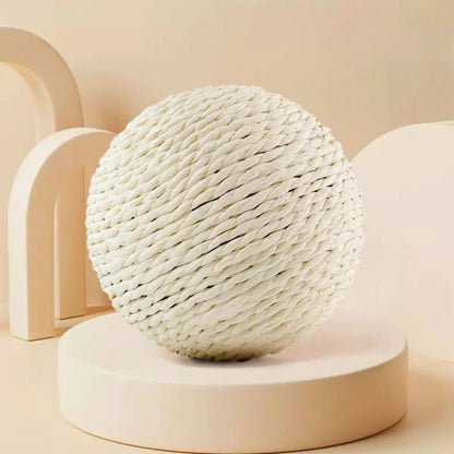 White interactive cat scratching ball, 10cm sisal toy for kittens to scratch and play, from TrendyPet's Zone.